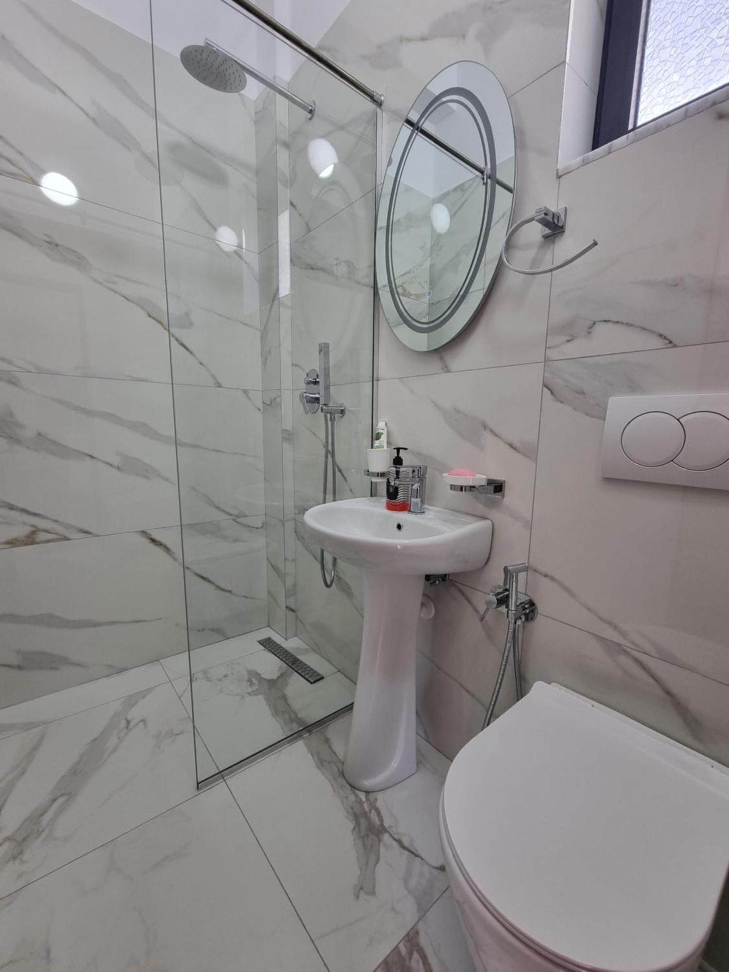 For Rent Apartamento *
